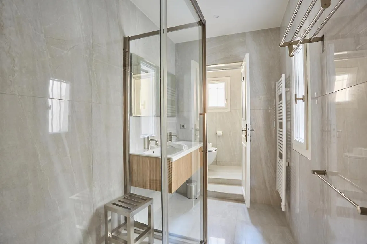 Center Of By Prestige Apartman